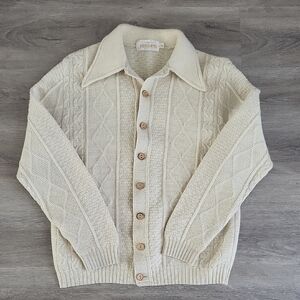 Vintage 70s Jantzen Cable Knit Cardigan - Made in Canada - Cream
